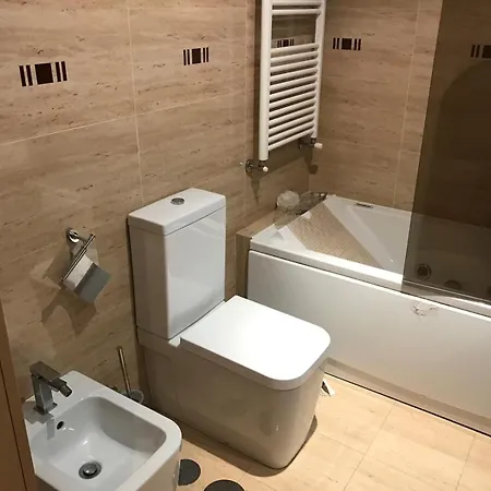 Casa Inteira In Vila Nova De Gaia Διαμέρισμα *